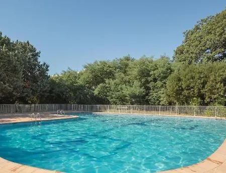 Appartement Tropez Centre En Style Piscine Ac 100m Saint-Tropez